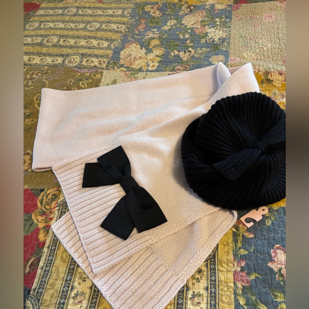 KATE SPADE Set Black Bow Beret Hat Plum Dawn Muffler Scarf NWT
